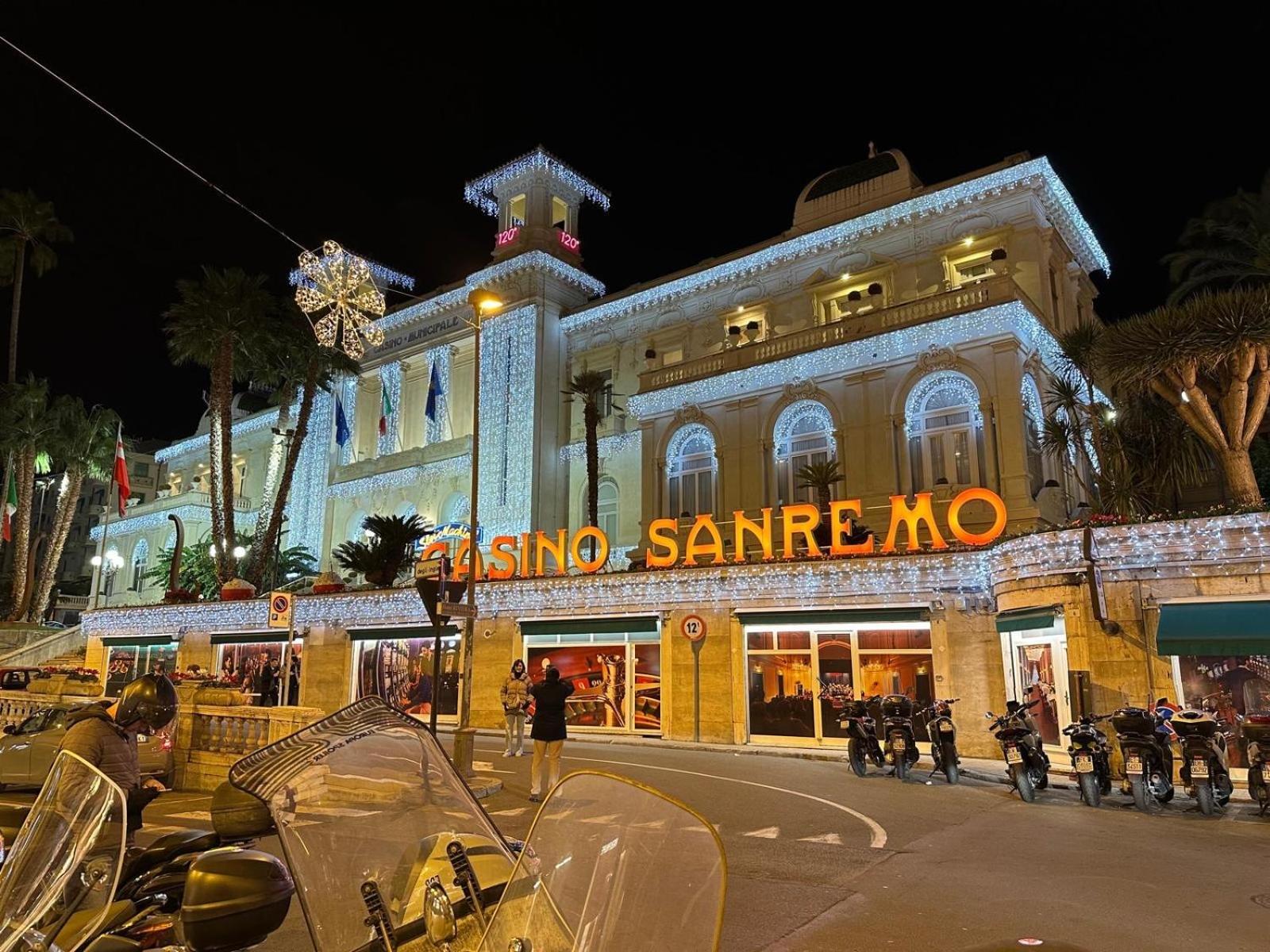 Appartamento Degli Inglesi Sanremo Eksteriør bilde